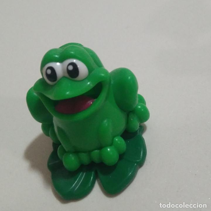 Figuras de Borracha e PVC: animal rana ranita en hoja de nenufar sonido natoons kinder