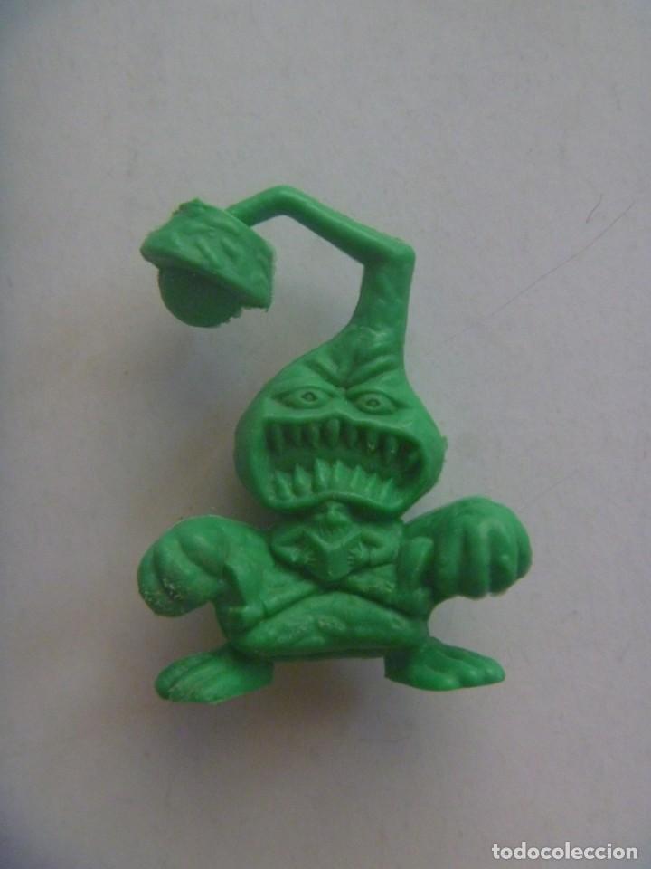 Figuras de goma y PVC: FIGURA DE DUNKIN , COLECCION DE MONSTRUOS - Foto 1
