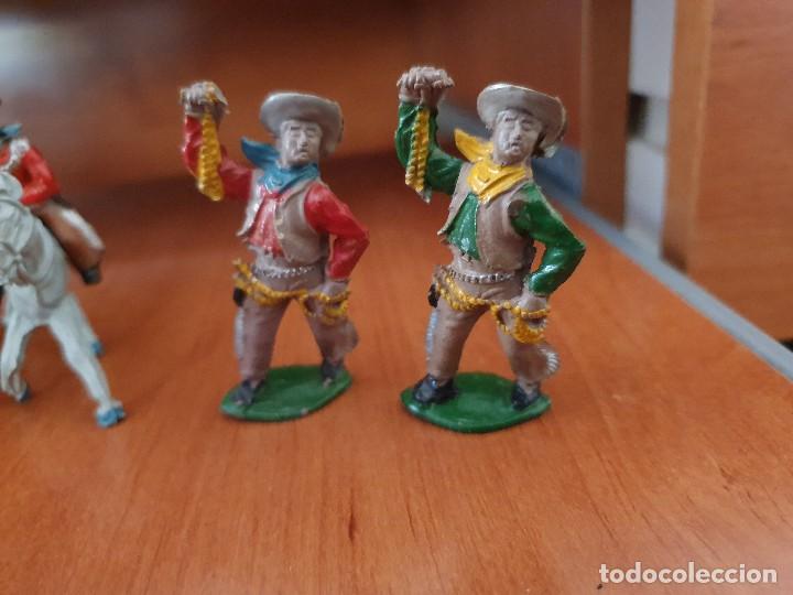 Figuras de goma y PVC: Vaqueros y caballos de pech, en goma - Foto 4