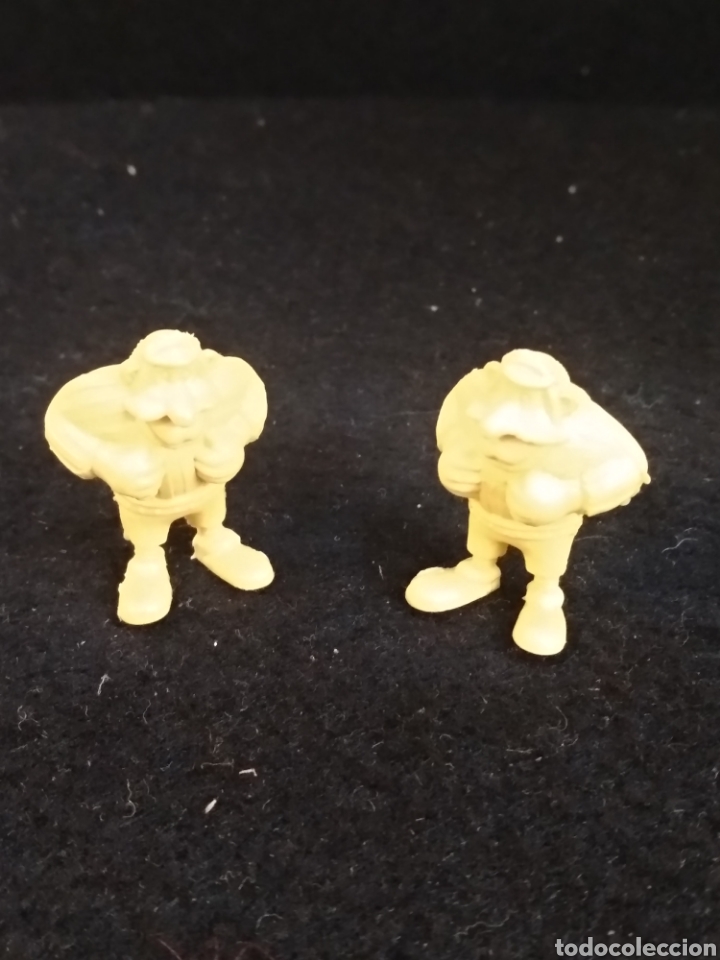 Figuras de goma y PVC: 2 Figura Dunkin, Dargaud Asterix - Foto 1