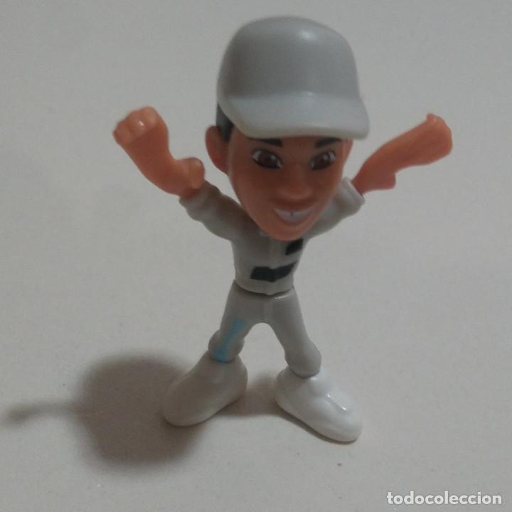 Figuras de Goma Kinder: lewis hamilton formula 1 kinder joy teen idols mu&ntilde;eco carreras miniatura idol