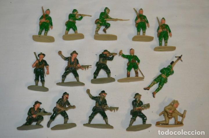 Figuras de Goma y PVC: 15 Soldados JAPONESES y OTROS / Sobre 4 / 5 Cm. altura ¡Mira fotos y detalles! - Foto 1 - 212020432