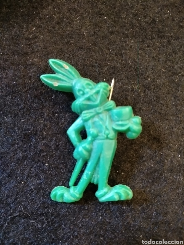 Figuras de goma y PVC: Dunkin Bugs Bunny, alfiler - Foto 1