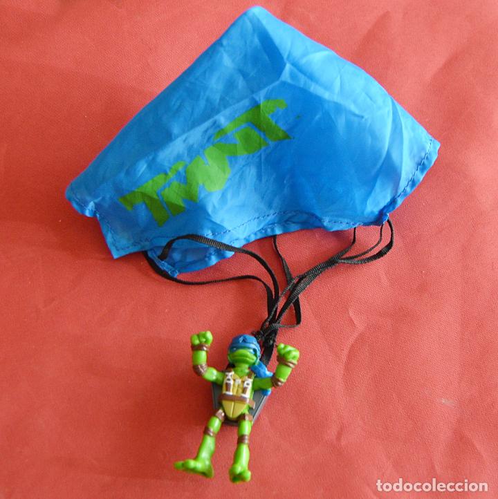 Figuras de goma y PVC: TORTUGA NINJA EN PARACAIDAS - Foto 1
