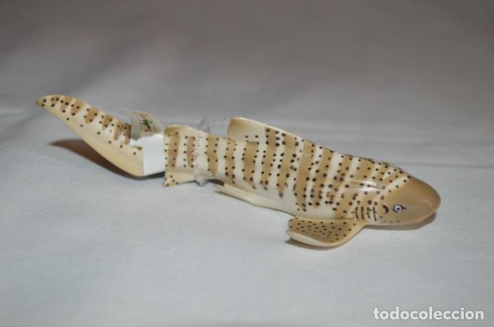 Figuras de goma y PVC: Tibur&oacute;n cebra. Figura Safari Ltd. 2007. romanjuguetesymas.