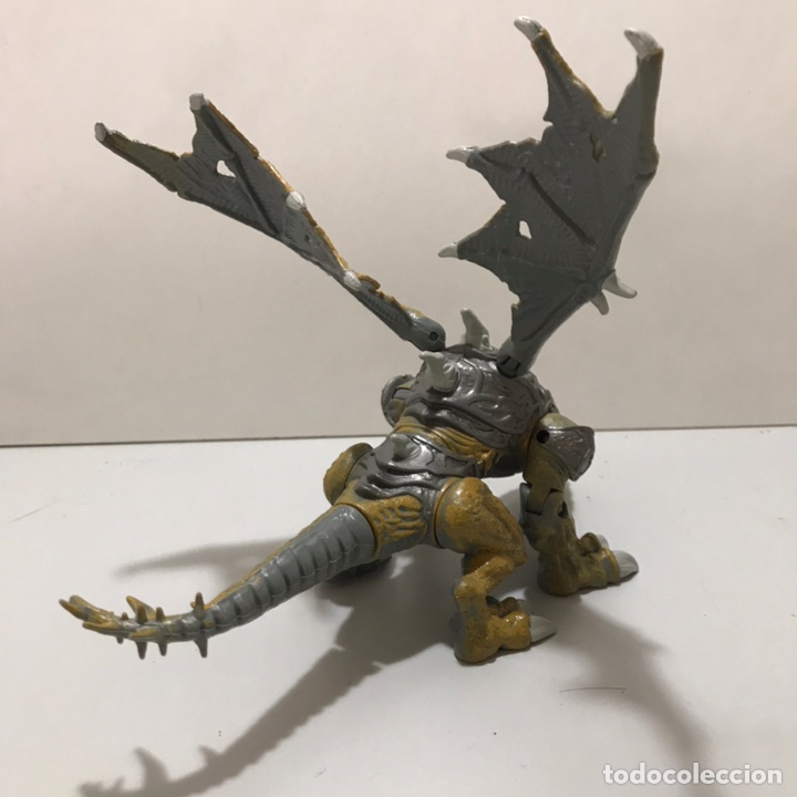 Figuras de goma y PVC: DRAG&Oacute;N DE MEGABLOCKS - Foto 2