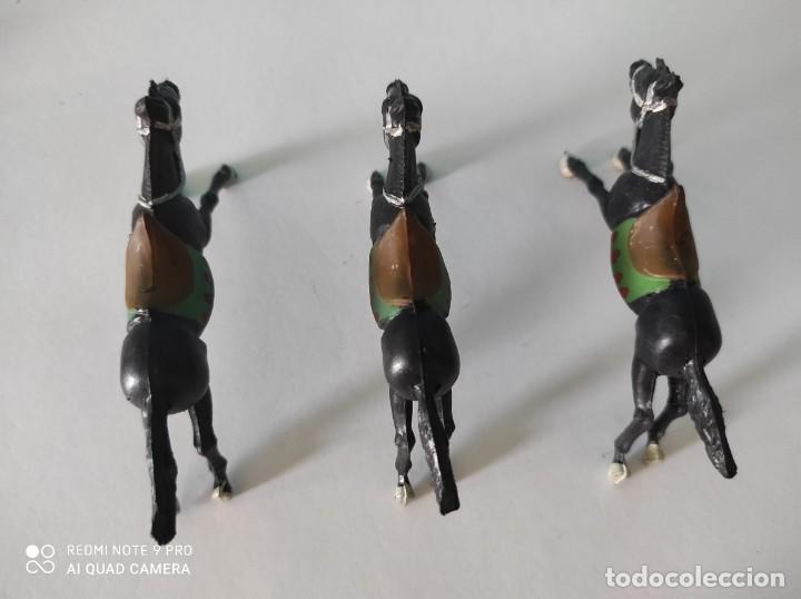 Figuras de goma y PVC: REAMSA LOTE DE 3 CABALLOS VAQUEROS - Foto 3