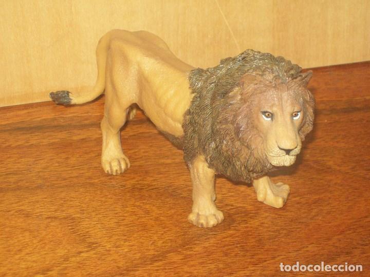 Figuras de goma y PVC: FIGURA LEON - Foto 1