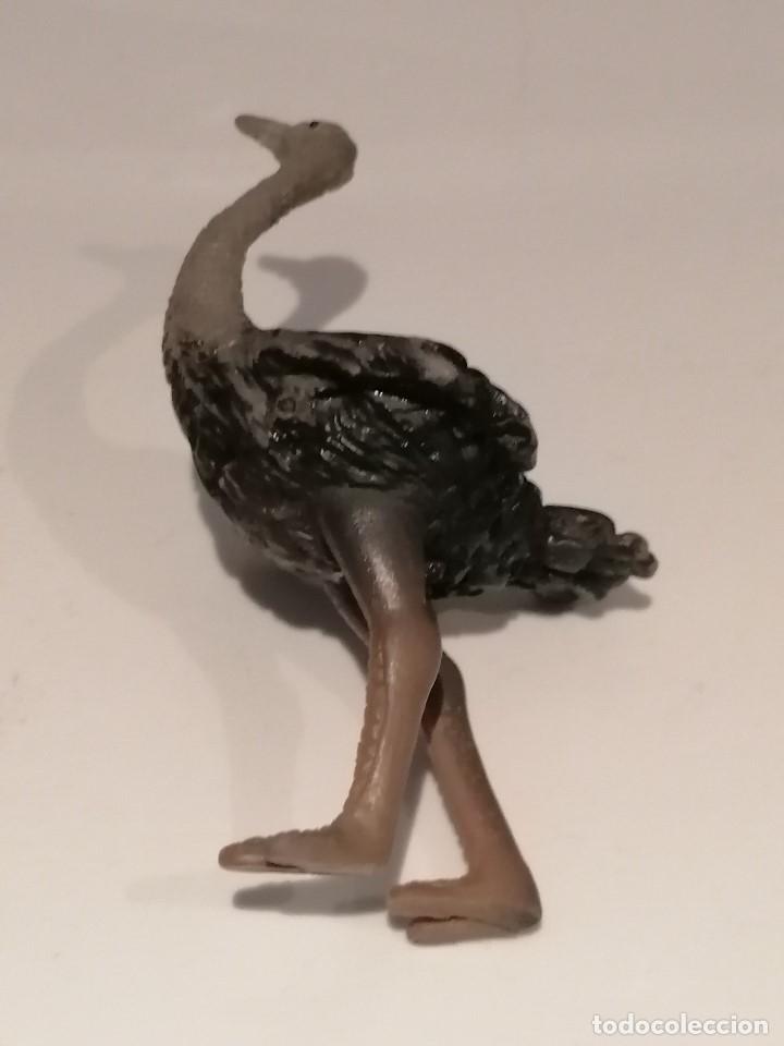 Figuras de Borracha e PVC: FIGURA DE AVESTRUZ - Medida: 8 Cm. - (Peso: 16 gramos)