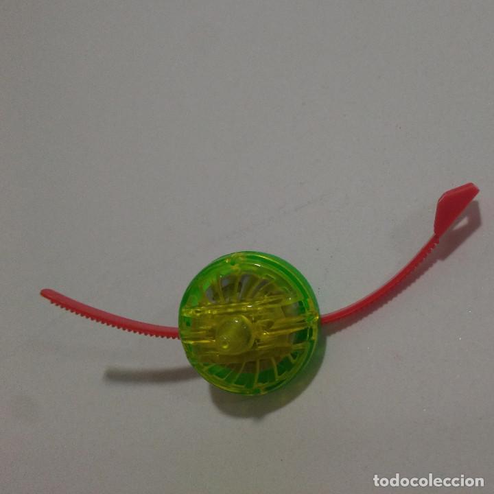 Figuras de Goma Kinder: kinder ft 073 a 73 073a peonza repiona miniatura spinner secundario ferrero