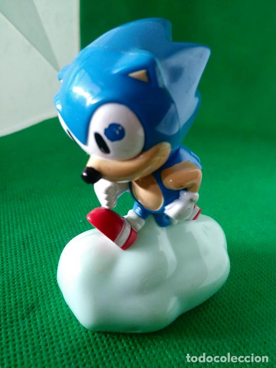 Figuras de goma y PVC: Figura Sonic de Sega - Foto 1