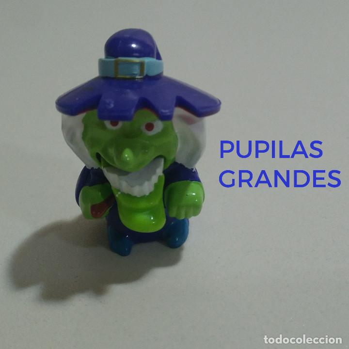 Figuras de goma Kinder: KINDER MAGIC school bruja ruedas witch anciana - Foto 1