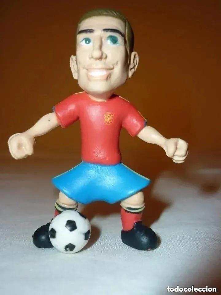 Rubber and PVC Figures: FIGURA F&Uacute;TBOL - PIQU&Eacute; -SELECCI&Oacute;N ESPA&Ntilde;OLA