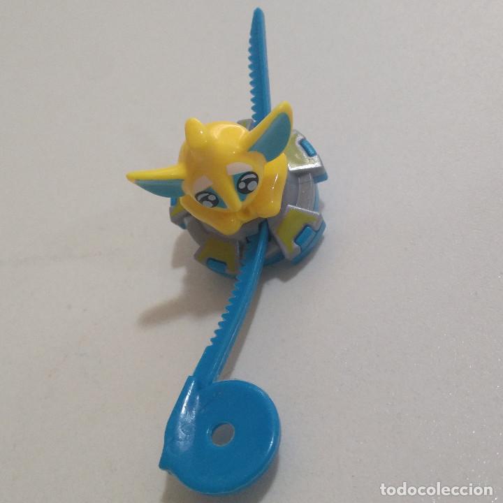 Figuras de Goma Kinder: KINDER PLATILLO VOLANTE EXTRATERRESTRE OVNI ALIENIGENA MU&Ntilde;ECO MINIATURA UFO spinner