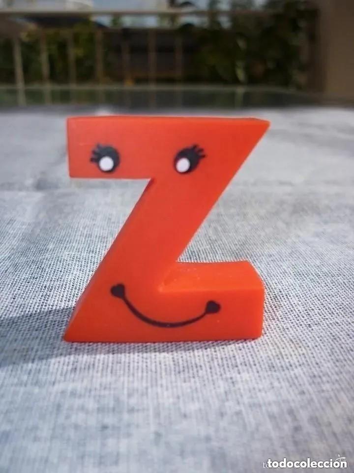 Rubber and PVC Figures: FIGURA LETRA Z