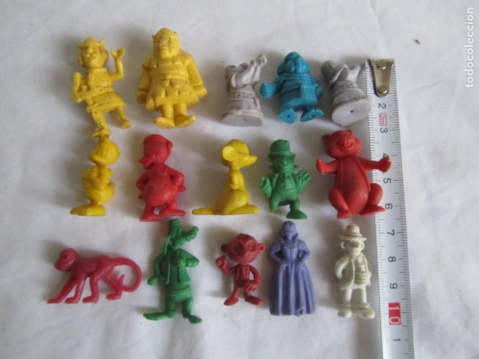 Figuras de goma y PVC: 15 figuras de pl&aacute;stico Dunkin - Foto 2
