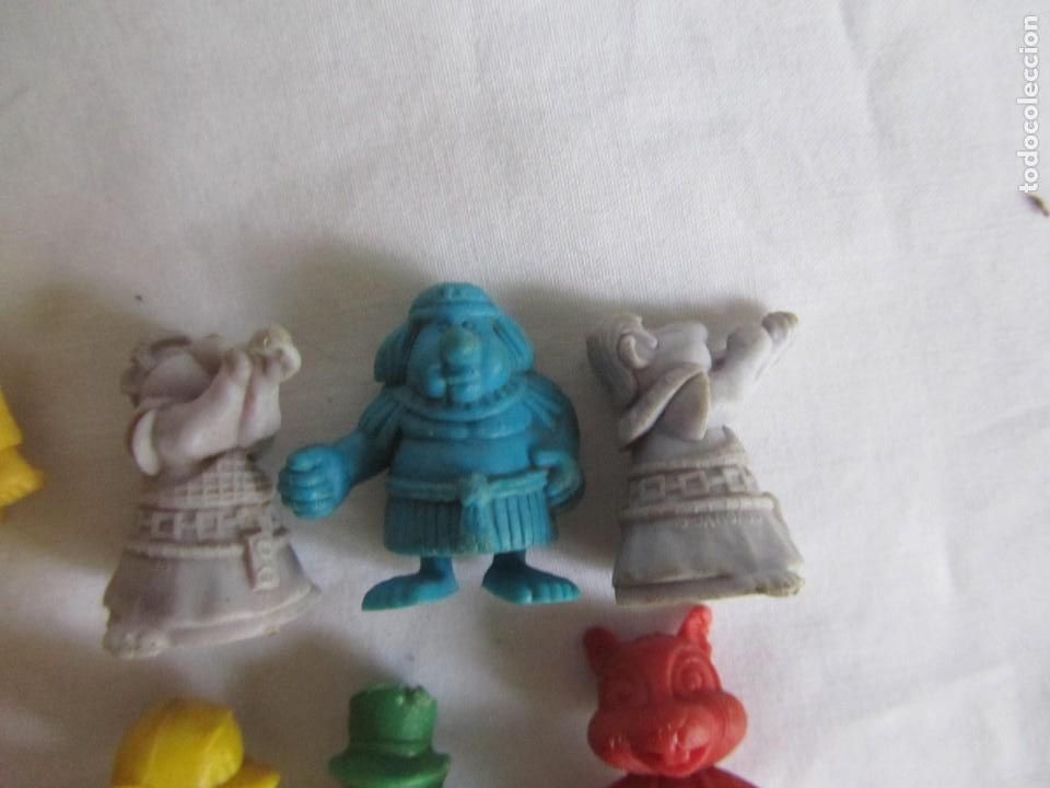 Figuras de goma y PVC: 15 figuras de pl&aacute;stico Dunkin - Foto 4