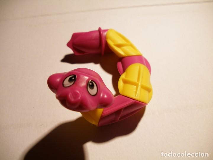 Figure di Gomma e PVC: KINDER - K96 N93 - CULEBRA.