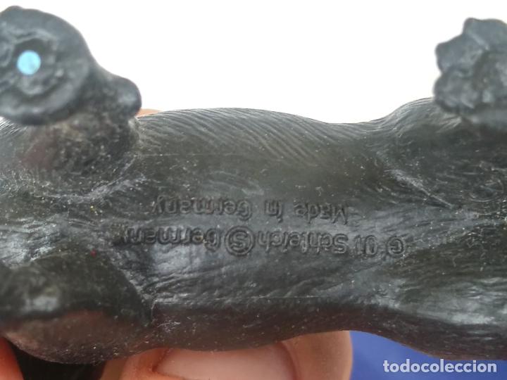 Figuras de goma y PVC: Schleich labrador - Foto 2