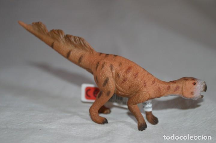 Rubber and PVC Figures: Psittacosaurus. Figura Collecta. 2009. romanjuguetesymas.