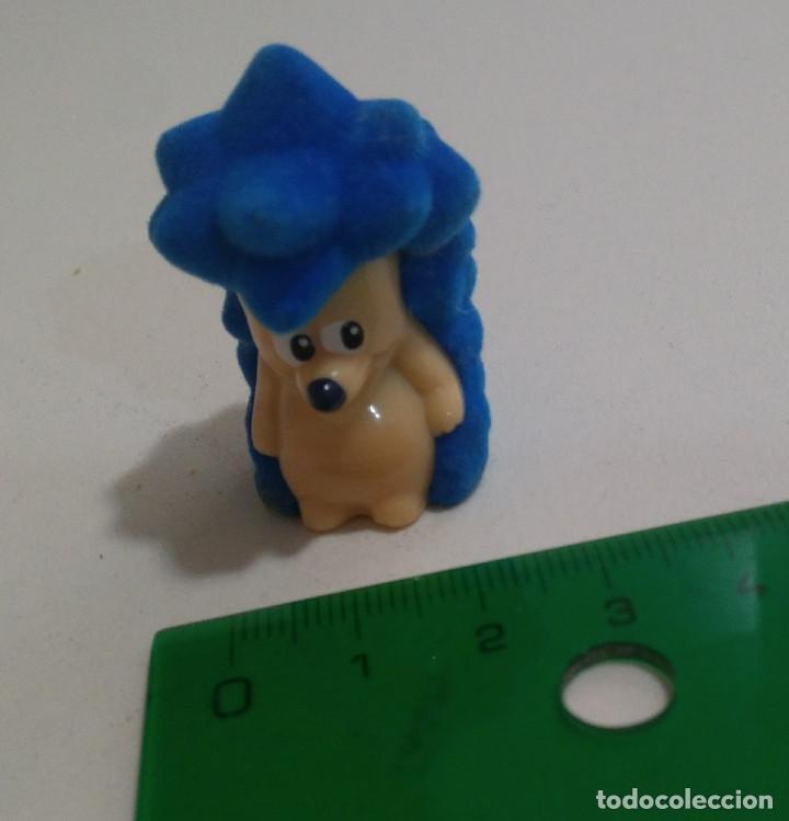 Kinder &Uuml;berraschung: erizo terciopelo pascua kinder mu&ntilde;eco suave animal azul