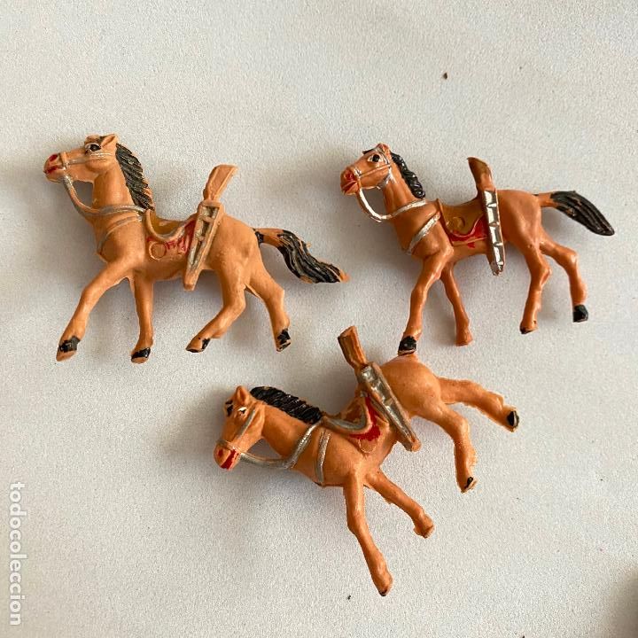 Figuras de goma y PVC: Lote 5 mu&ntilde;ecos-figuras Caballos vaqueros de Comansi de Mini Oeste-Minioeste vaqueros-indios - Foto 3