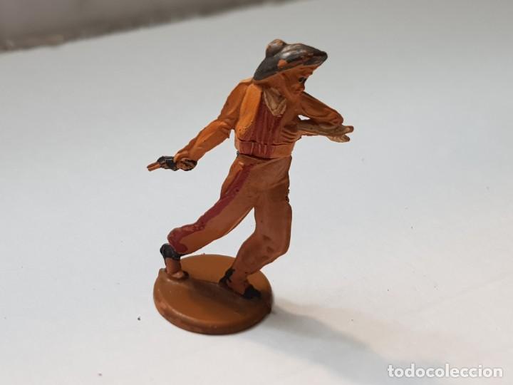 Figuras de Goma y PVC: Figura Vaquero herido flecha en Goma de Gama articulada - Foto 1 - 215482836