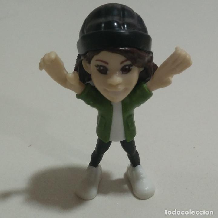 Figuras de Borracha e PVC: alessia cara cantante pop kinder joy teen idols mu&ntilde;eco musica miniatura