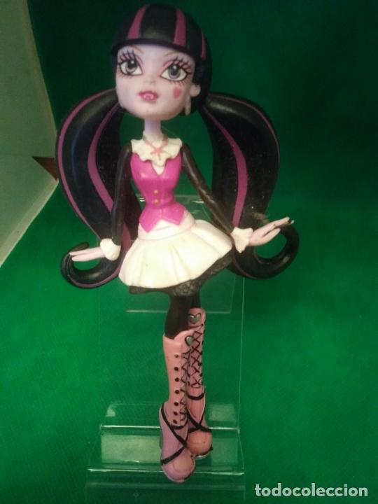 Figuras de Goma y PVC: Draculaura n&uacute;mero 2 - MONSTER HIGH - FIGURA PVC 16CM .