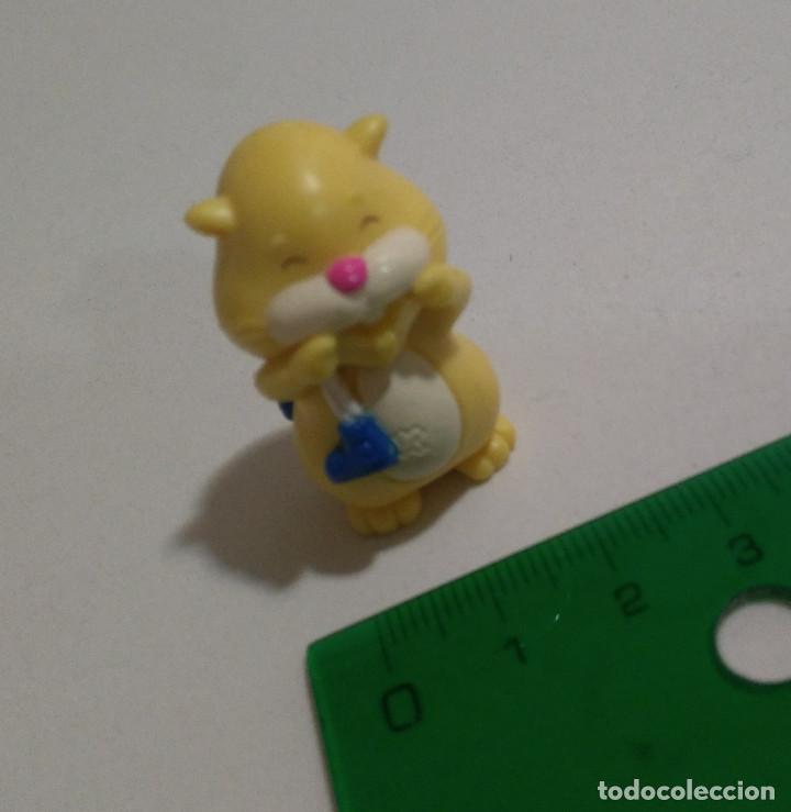 Rubber and PVC Figures: mini figura zhuzhu zhu zhu pets zu zu hamster patinador patines mu&ntilde;eco goma pvc