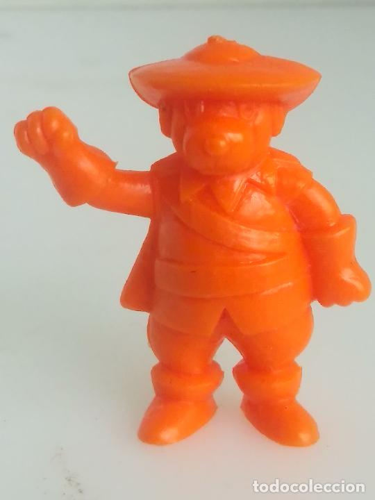 Figuras de goma y PVC: Mosqueperro premium chicles o pastelitos Dunkin - Foto 1
