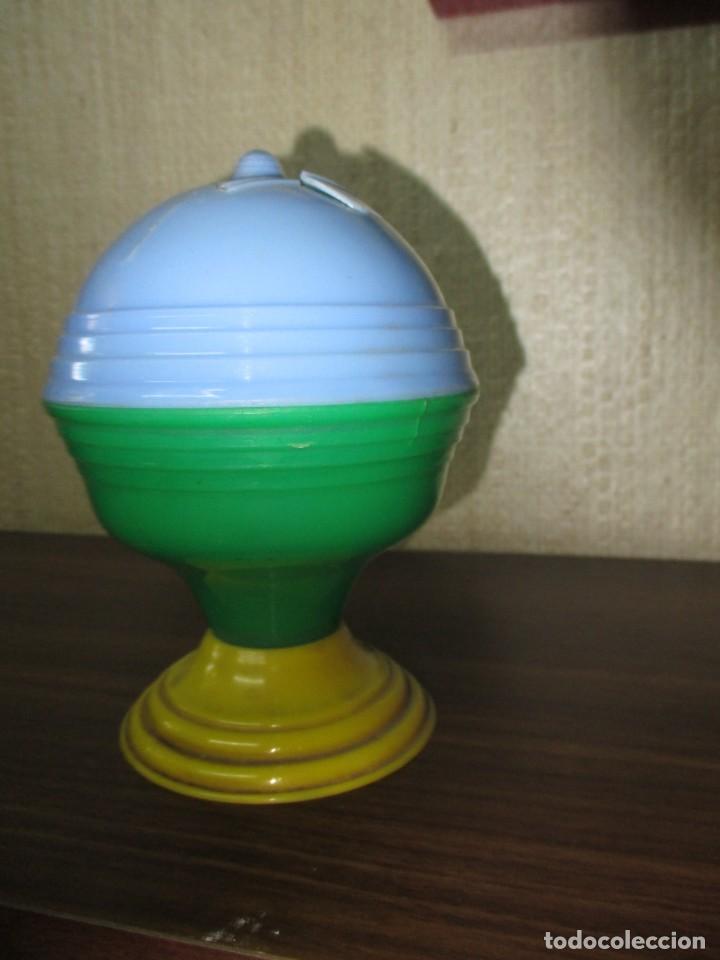 Figuras de goma y PVC: hucha plastico - Foto 1