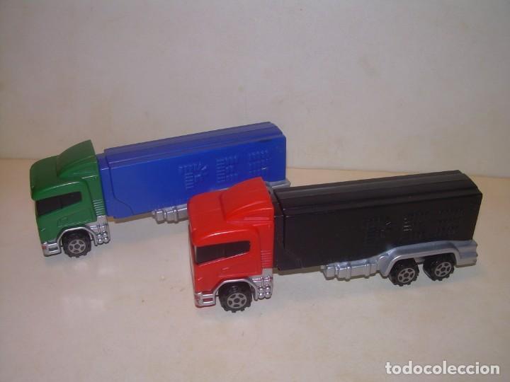 Figuras de goma y PVC dispensador PEZ: DOS DISPENSADORES PEZ. - Foto 2