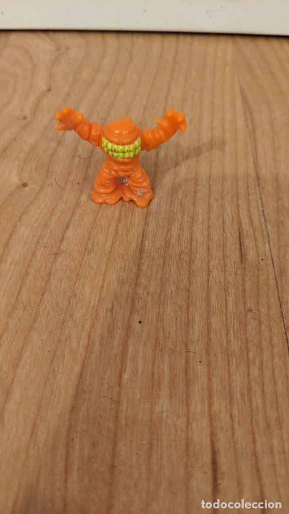 Figuras de goma y PVC: FIGURITA MONSTRUO - Foto 1