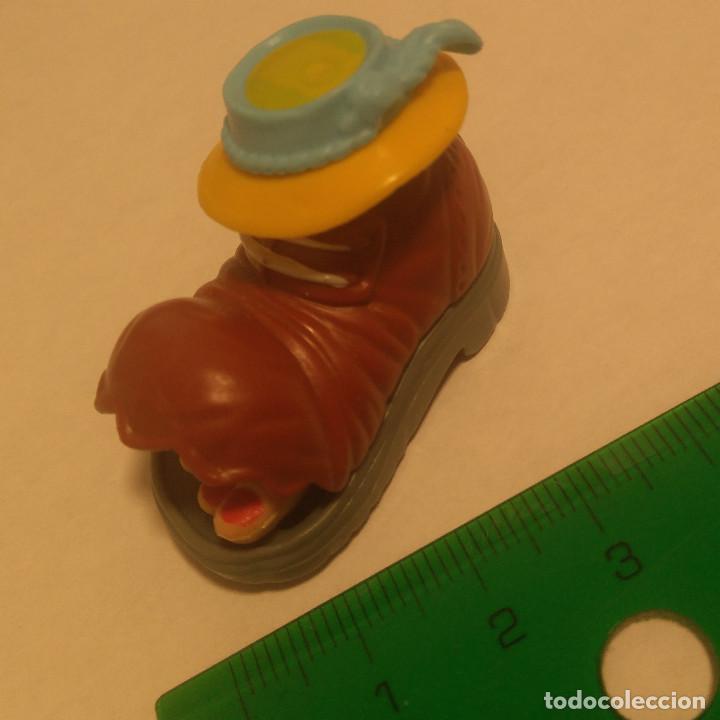 Figuras de Goma Kinder: kinder k00 26 k 00 botas pies montable rueda