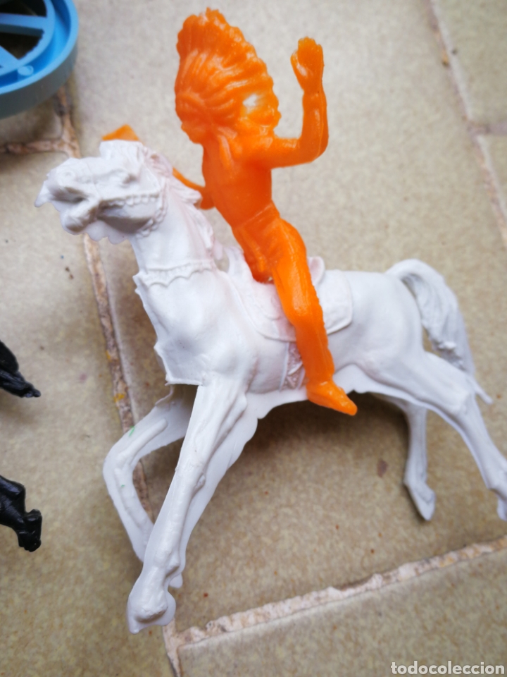 Figuras de goma y PVC: DILIG&Egrave;NCIA Y FIGURAS DE PL&Aacute;STICO FLEXIBLE WESTERN, INDIOS Y VAQUEROS. - Foto 4