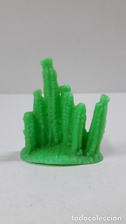 Figuras de goma y PVC: DOS CACTUS . PARA DECORADO - Foto 3
