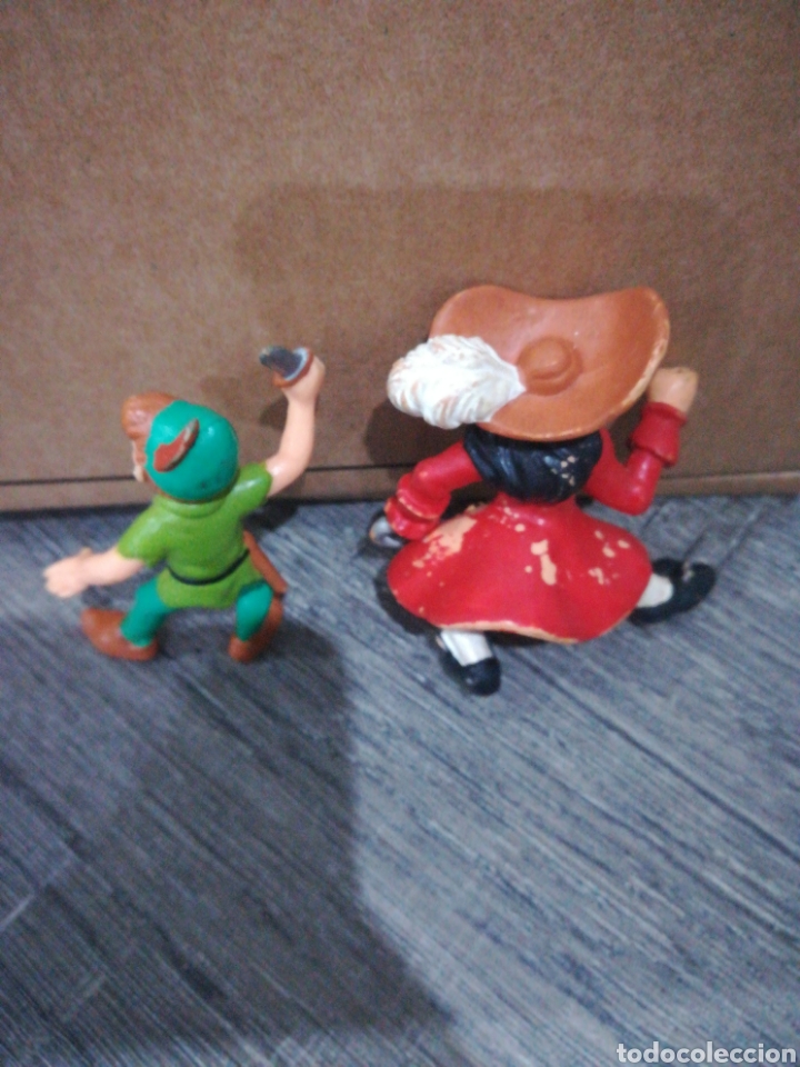 Figuras de goma y PVC: Peter pan y pirata bullyland Disney - Foto 3