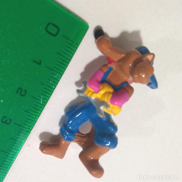 Kinder Figures: mecanica kinder monobloc moto coyote motocoyote figura mu&ntilde;eco