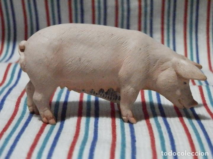 Figuras de goma y PVC: SCHLEICH CERDA DE PIE, SIN ESTRENAR - Foto 2