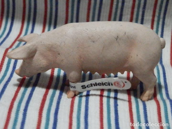 Figuras de goma y PVC: SCHLEICH CERDA DE PIE, SIN ESTRENAR - Foto 1