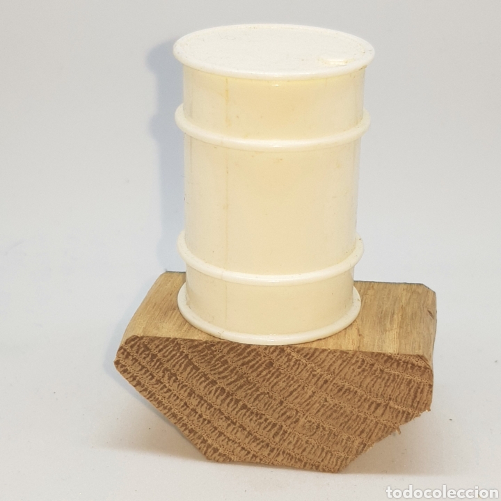 Figurines en Caoutchouc et PVC: (L.1) FIGURA PLASTICO. BARRIL BLANCO