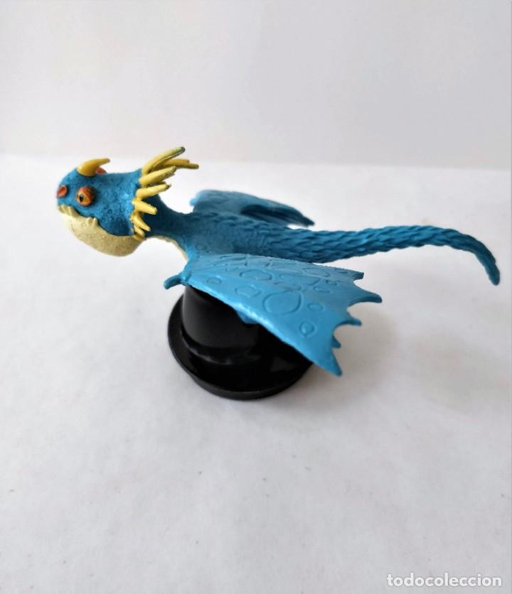 Figuras de goma y PVC: Dragon - Foto 1