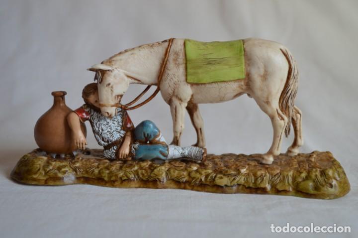Figurines en Caoutchouc et PVC: Hombre durmiendo y caballo. Figuras para Bel&eacute;n. M. Landi. Moranduzzo. Italia. romanjuguetesymas.