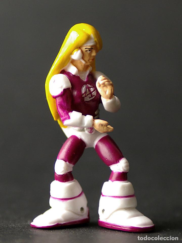 Figuras de Goma y PVC: Mini figura del Nuevo Equipo Actimel Danone 2010 Panini premium Geno