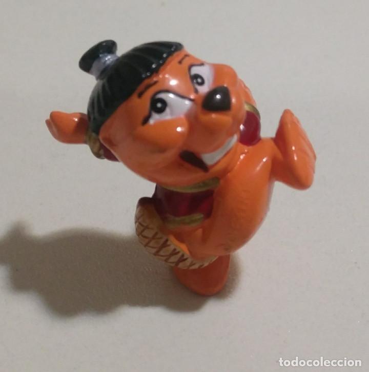 Figuras de Goma Kinder: kINDER CASTOR CASTORES CHINOS JAPONESES FIGURAS MU&Ntilde;ECOS HUEVO CHOCOLATE variante