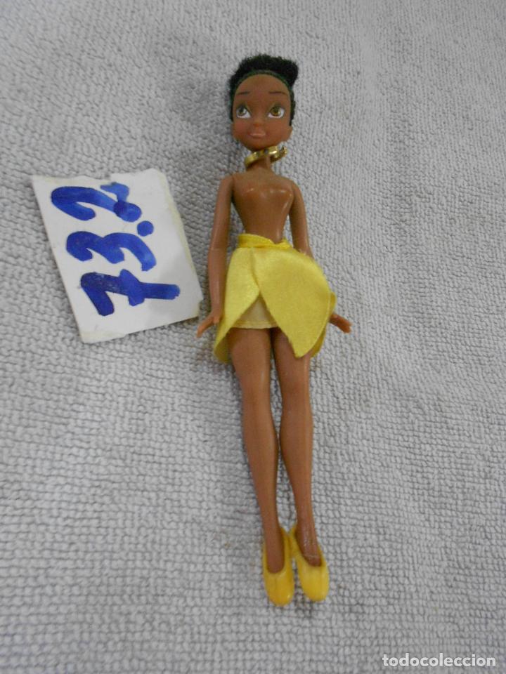 Figuras de goma y PVC: CHICA - Foto 1