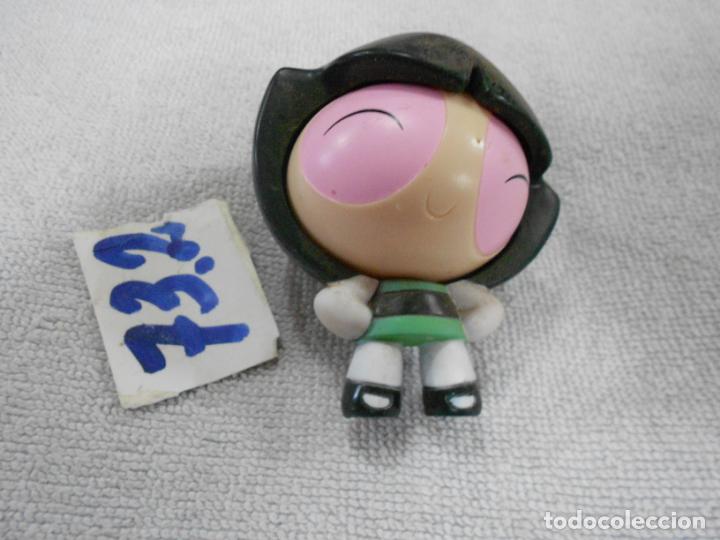 Figuras de goma y PVC: CHICA - Foto 2