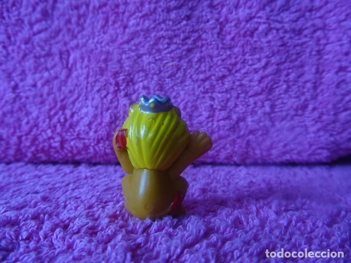 Figuras de goma Kinder: el rey leon kinder mondesir - Foto 3