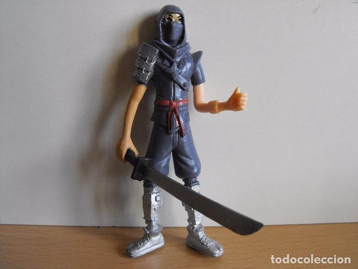 Figuras de goma y PVC: Figura de ninja. - Foto 1